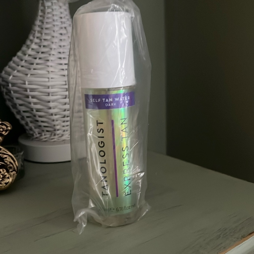 Tanologist dark tanning water